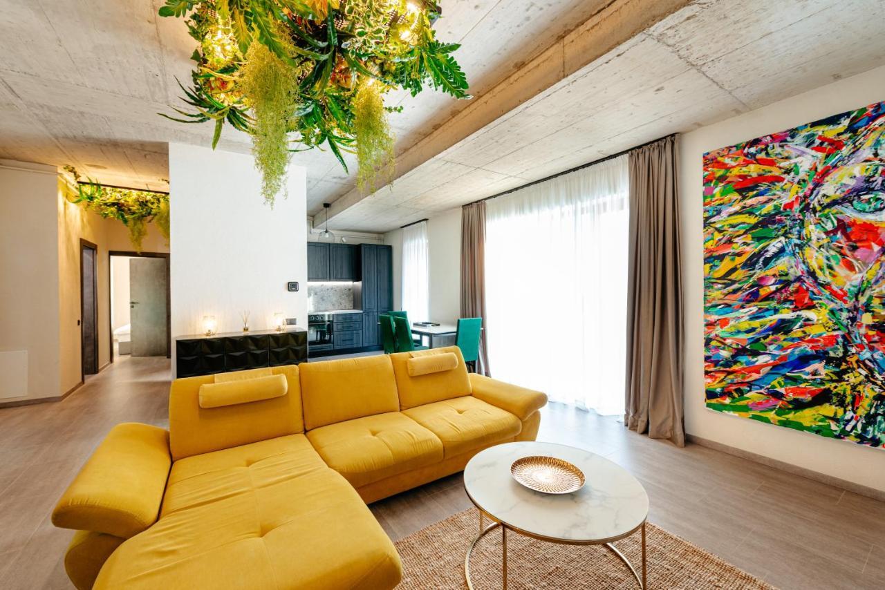 Centro Accommodation Κλουζ-Ναπόκα Εξωτερικό φωτογραφία